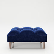 PLAYBOY - Ottoman "SCARLETT" gepolsterte Fussablage passend zum Sofa, Samtstoff in Blau mit Massivholzfüsse, Retro-Design,Sofas & Ottomane - playboy