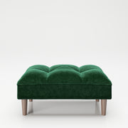 PLAYBOY - SET Sofa mit Fussablage "SCARLETT" gepolsterte Couch mit Bettfunktion, Samtstoff in Grün mit Massivholzfüsse, Retro-Design,Sofas & Ottomane - playboy